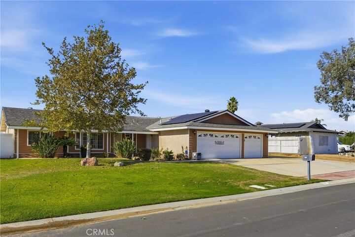 Property Photo:  3090 Bronco Lane  CA 92860 