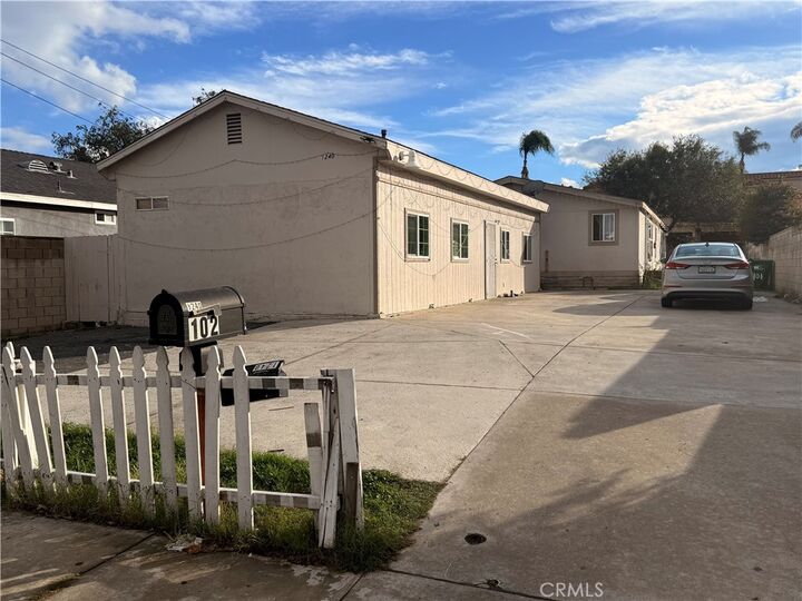 Property Photo:  1240 E Street  CA 92882 
