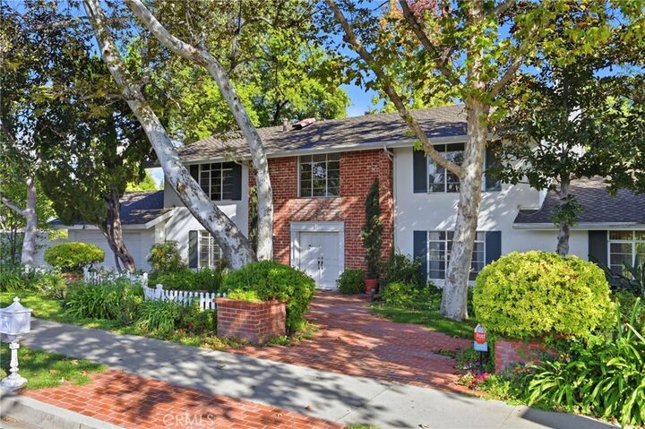 9830 Vanalden  Northridge CA 91324 photo