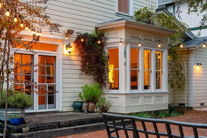 Property Photo: 990 Thompson Way CA 95667