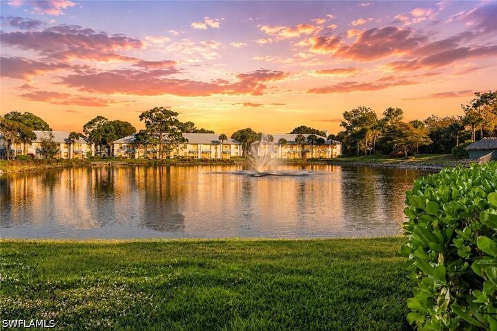 Property Photo: 816 Gulf Pavilion Drive 102 FL 34108