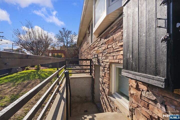 Property Photo:  202 Knox Avenue G  NJ 07010 