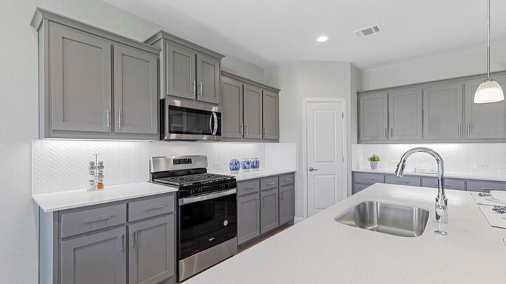 Property Photo: 2600 Goldfinch Drive TX 76205