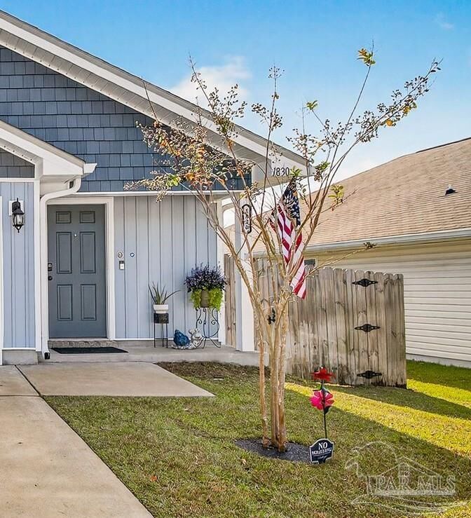 1830 Mary Jo Way  Pensacola FL 32534 photo