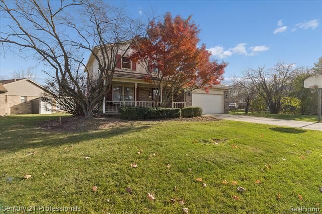 Property Photo: 16550 Huff Street MI 48154