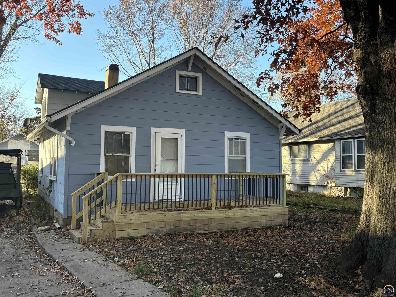 Property Photo: 505 Elm St KS 66801