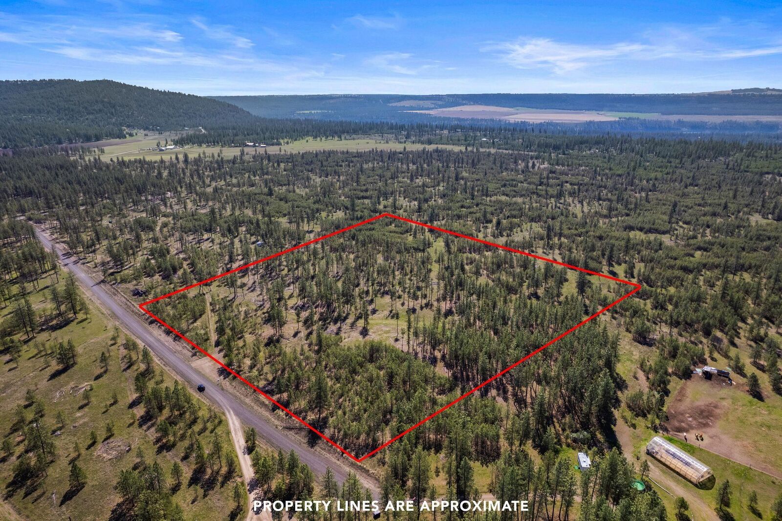 Property Photo: 5742 Corkscrew Canyon Rd Lot #3 WA 99034