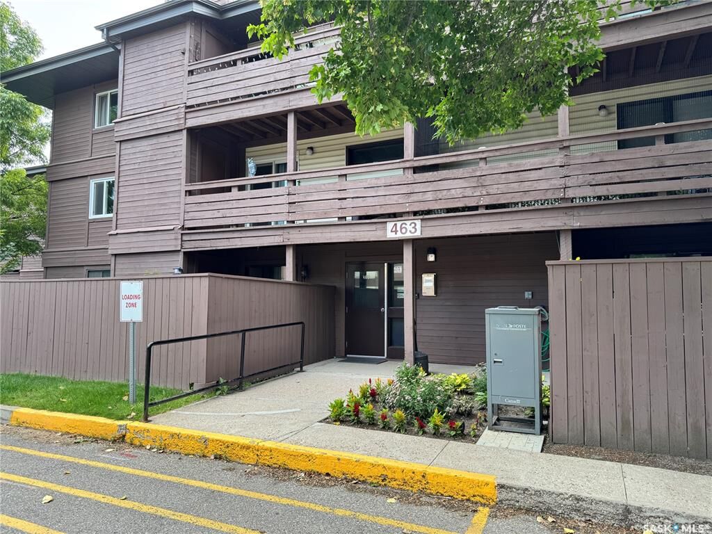Property Photo: 463 Pendygrasse Road 204 SK S7M 5H3