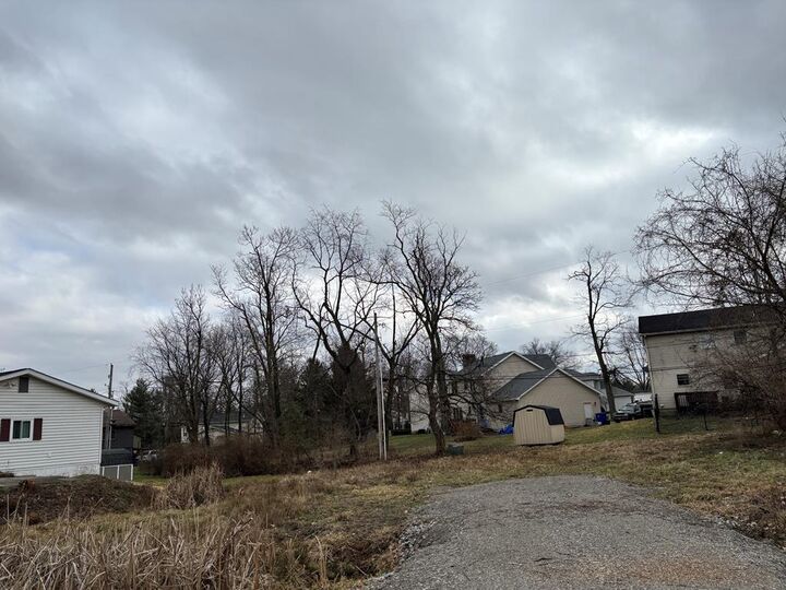 Property Photo: 454 Johnson Road OH 45601