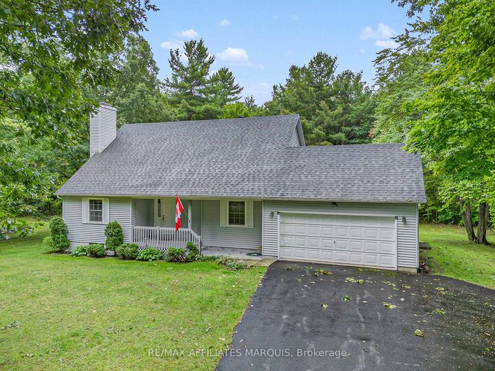 Photo de la propriété:  249 Bracken Avenue  ON K7A 4S4 