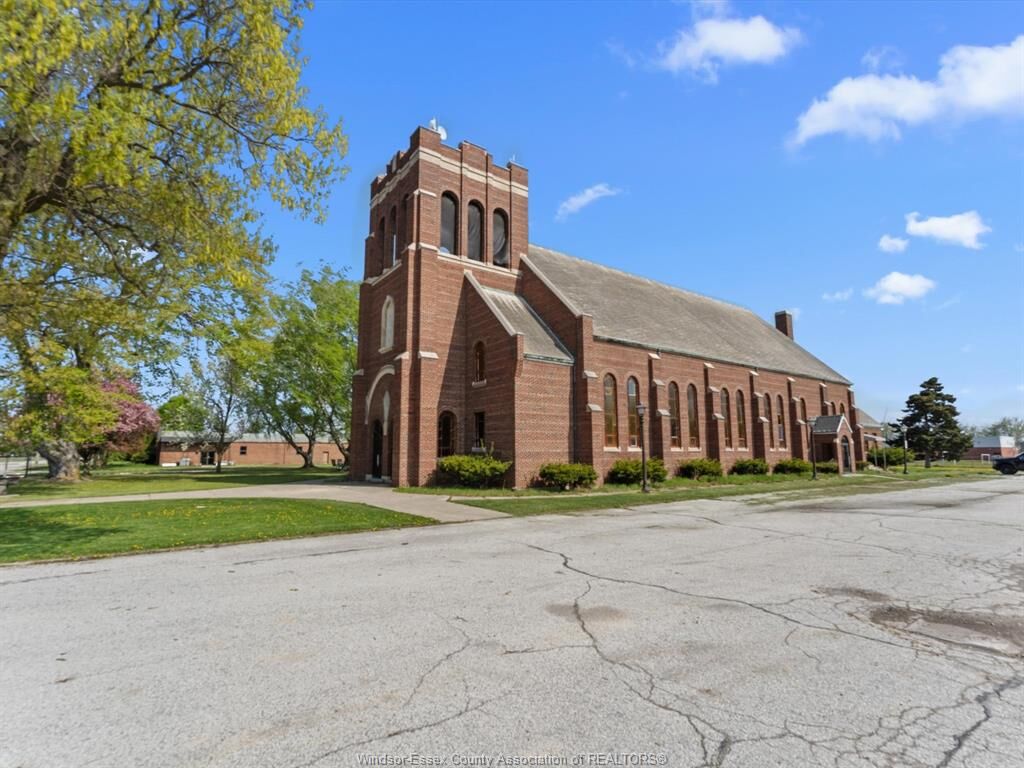 Property Photo:  25657 Winterline Road  ON N0P 1S0 