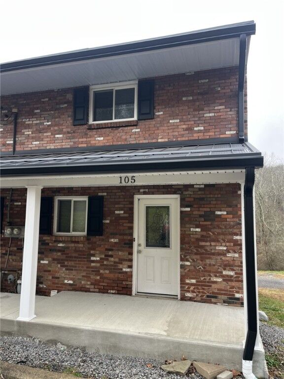 Property Photo:  20 Russellton Dorseyville Rd 105  PA 15024 