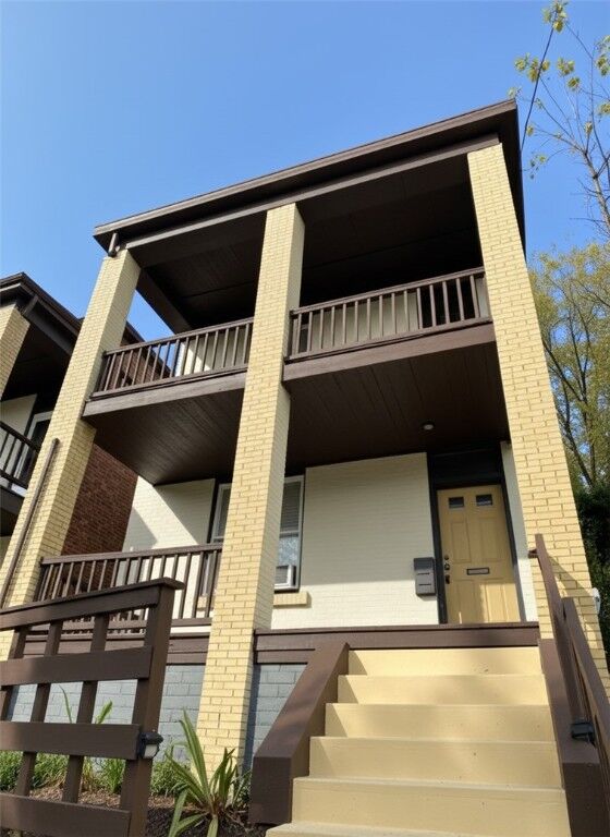 Property Photo:  2460 Colorado Way  PA 15212 