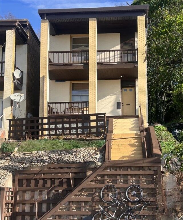 Property Photo:  2460 Colorado Way  PA 15212 