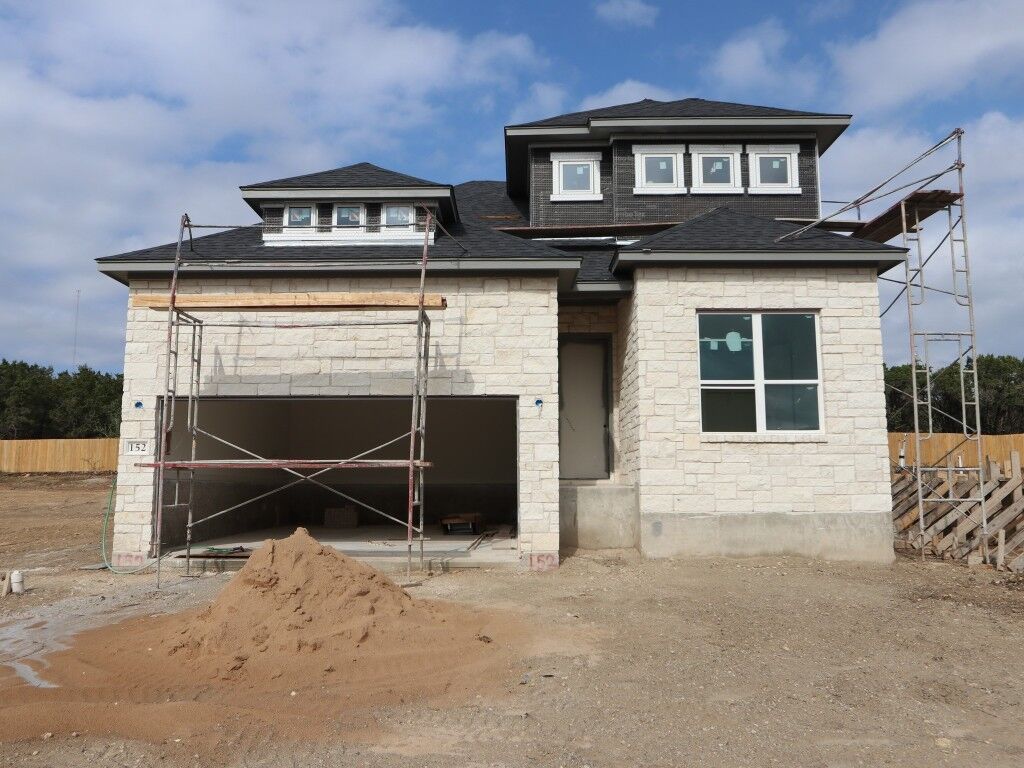 Property Photo: 152 Bishop Wood Road TX 78620