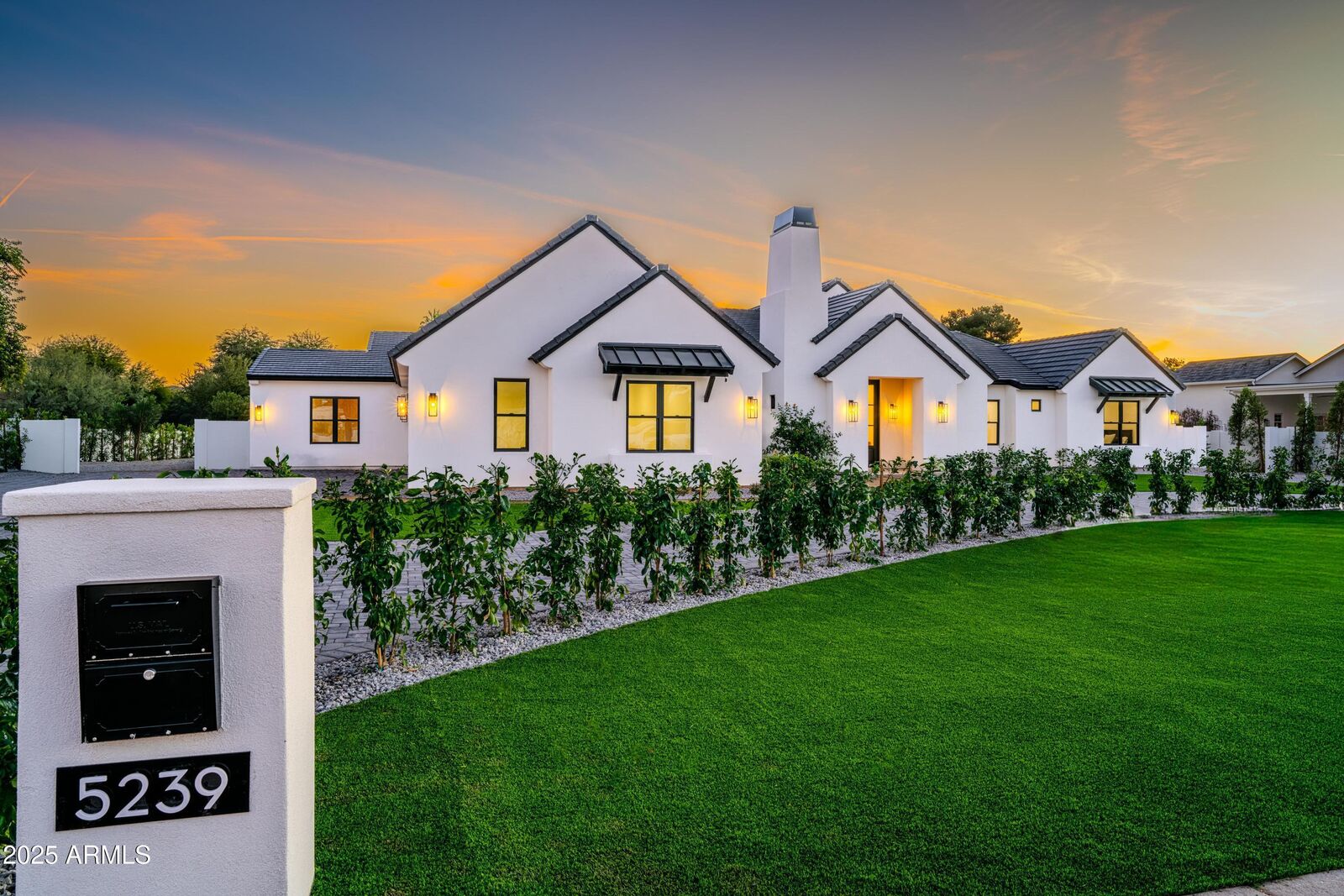 Property Photo: 5239 E Cortez Drive AZ 85254