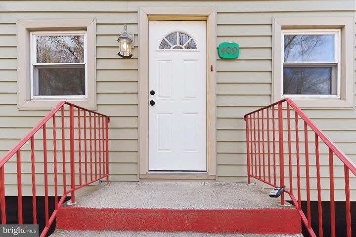 409 Cedar Avenue  Lindenwold NJ 08021 photo