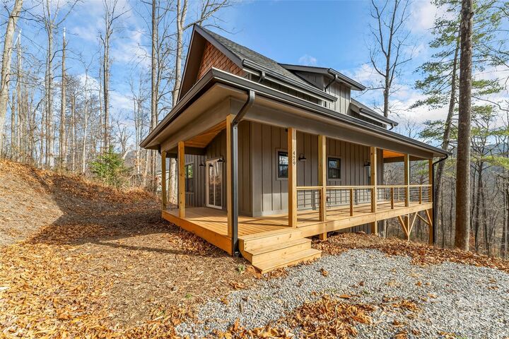 Property Photo: 457 Blue Ridge Drive N NC 28752