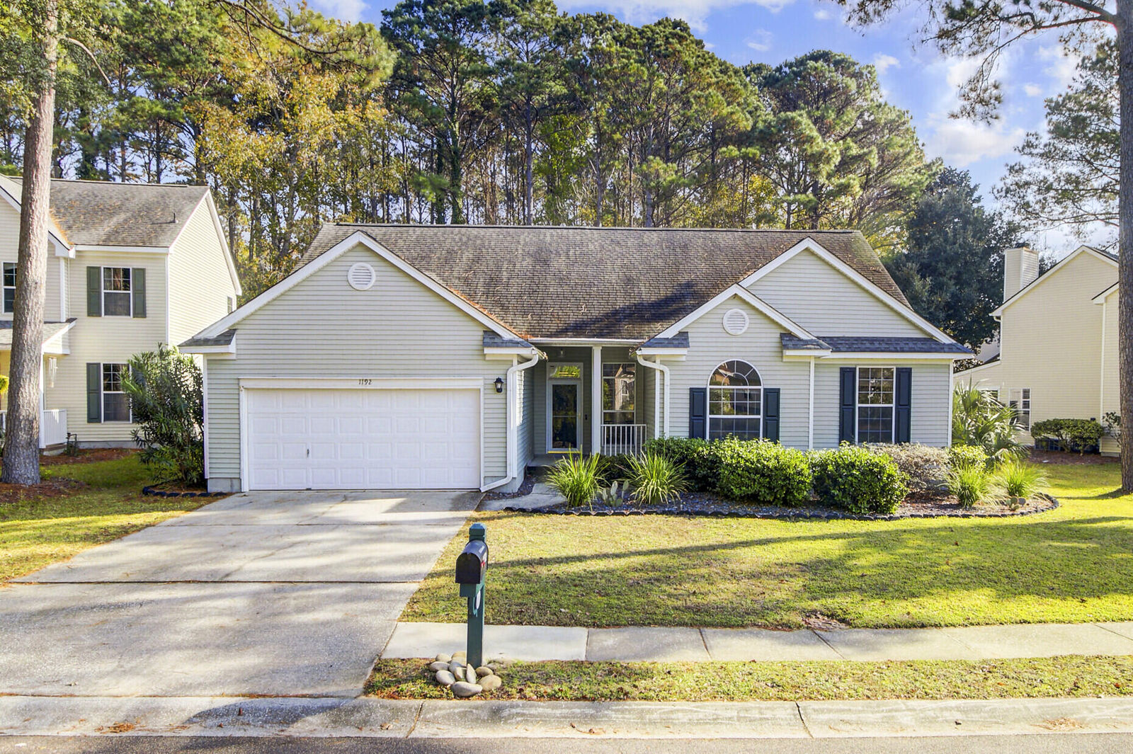 Property Photo:  1192 Old Course Lane  SC 29466 