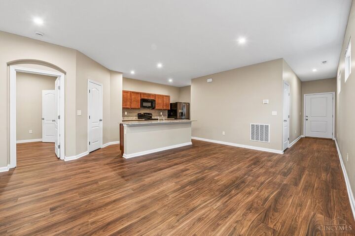 Property Photo:  5801 Parkview Lane  OH 45150 