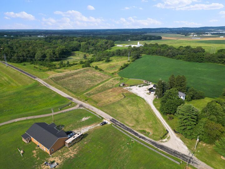 Property Photo:  10 Mount Zion NW Road  OH 43130 