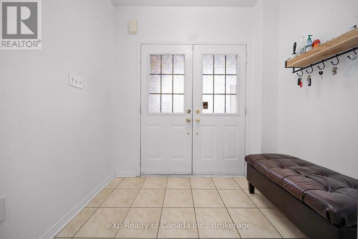 Property Photo:  3314 Flagstone Drive  ON L5M 7T7 