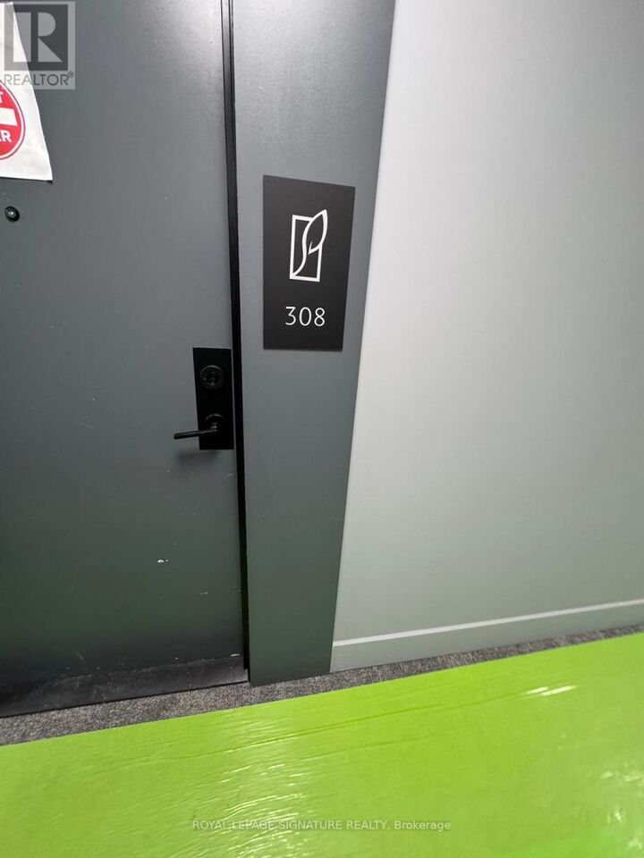 Property Photo: 4130 Parkside Village Drive 308 ON L5B 3M8