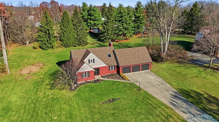 Property Photo: 624 Aberfelda Drive OH 45504