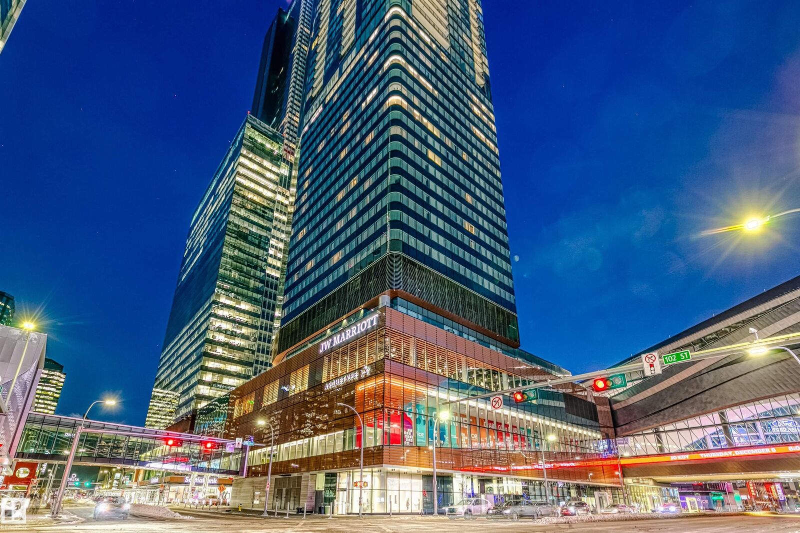 Property Photo:  10360 102 Street NW 4501  AB T5J 0K6 