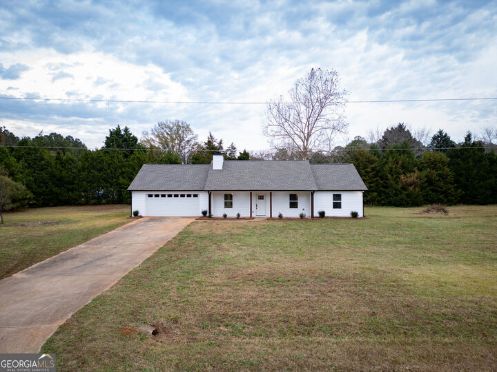 Property Photo: 52 Deer Run Circle GA 30056