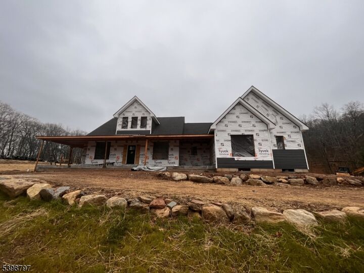 Property Photo:  100 Highland Lakes Rd  NJ 07422 