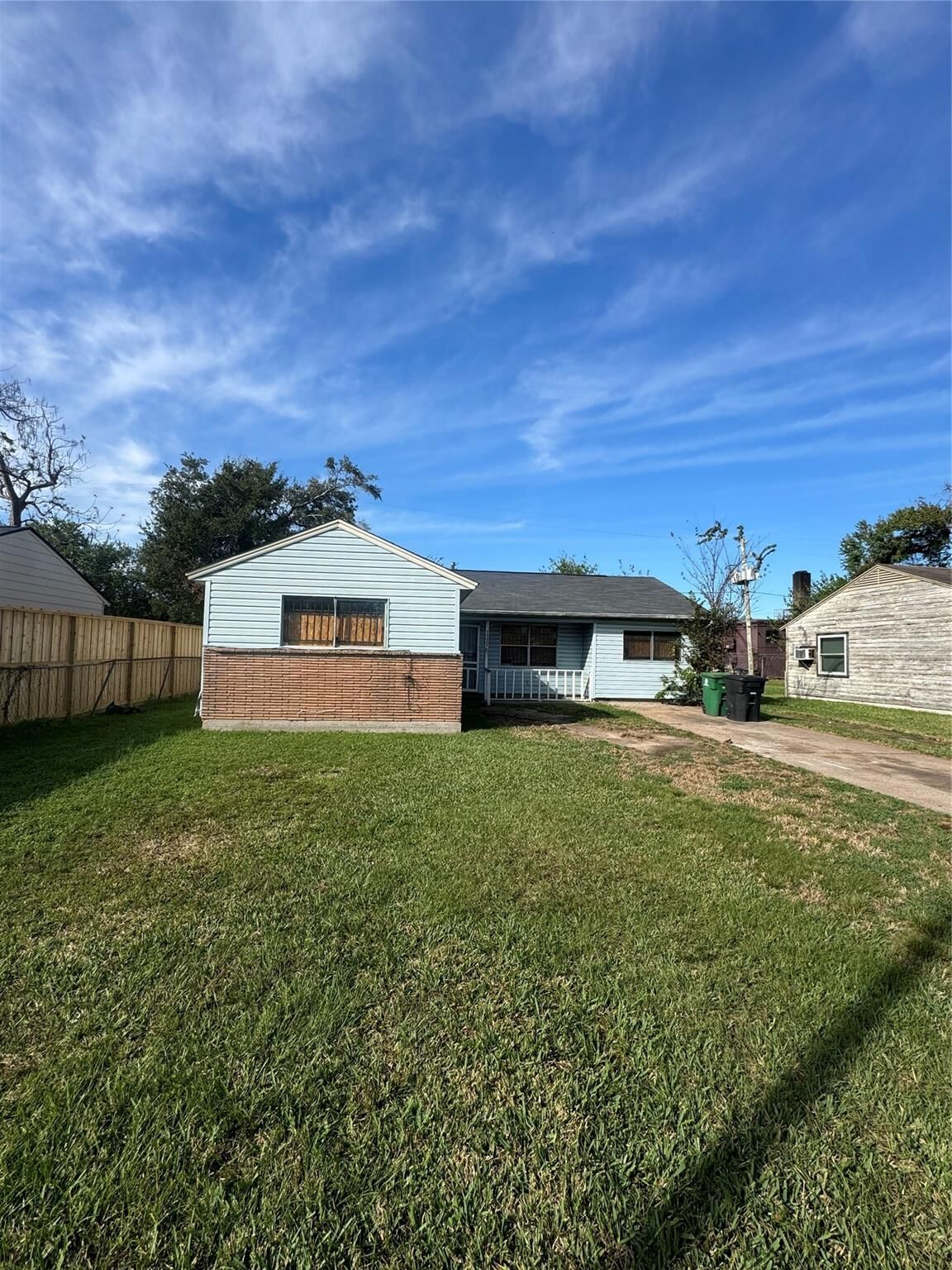 Property Photo: 11315 Raincove Drive TX 77016