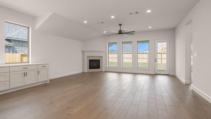 Property Photo:  6519 Yellow Rose Court  TX 77578 