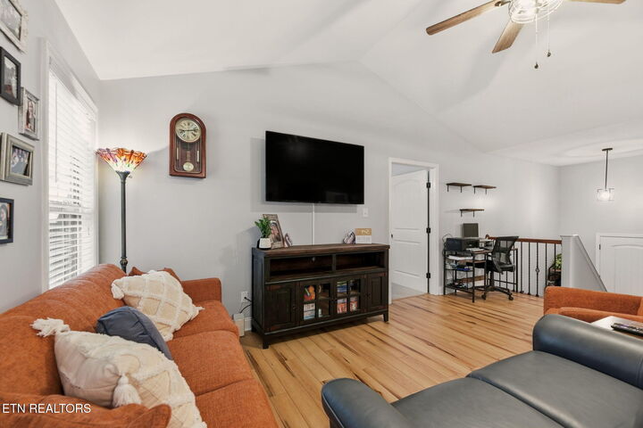 Property Photo:  7819 Elkton Lane  TN 37849 