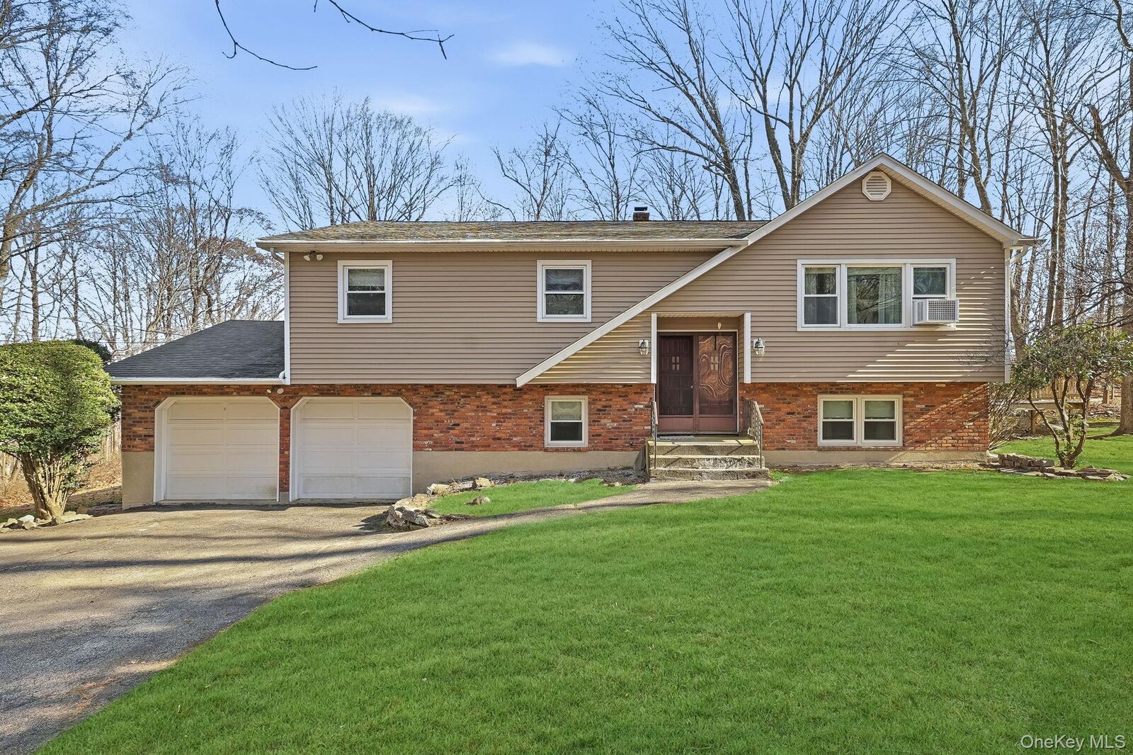 Property Photo: 42 Bayberry Hill Road NY 10541