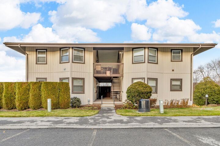 17 Hastings B  Yorktown Heights NY 10598 photo