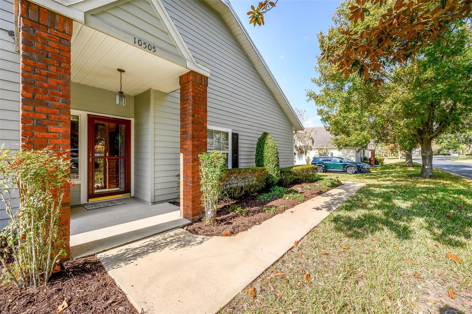 Property Photo:  10505 NW 30th Lane  FL 32606 