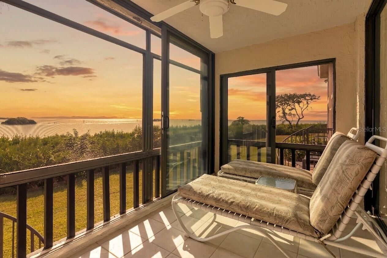 Property Photo:  1813 Mariner Drive 147  FL 34689 