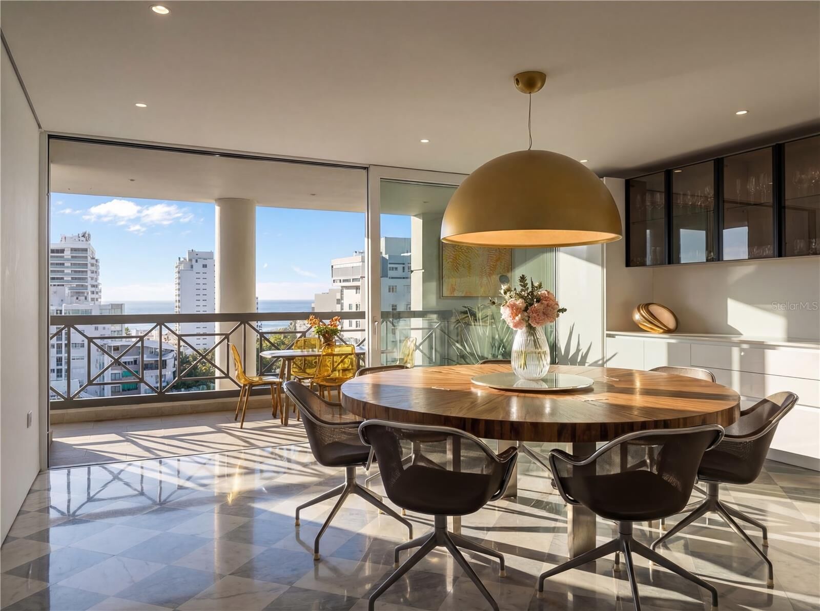 Property Photo:  1360 Luchetti Street, Crowne Plaza Ph  PR 00907 