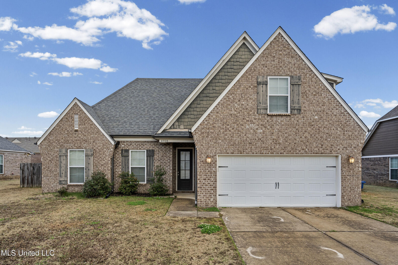 Property Photo: 4918 Matthew Drive MS 38637