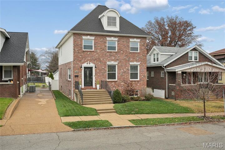 Property Photo:  5325 Bischoff Avenue  MO 63110 