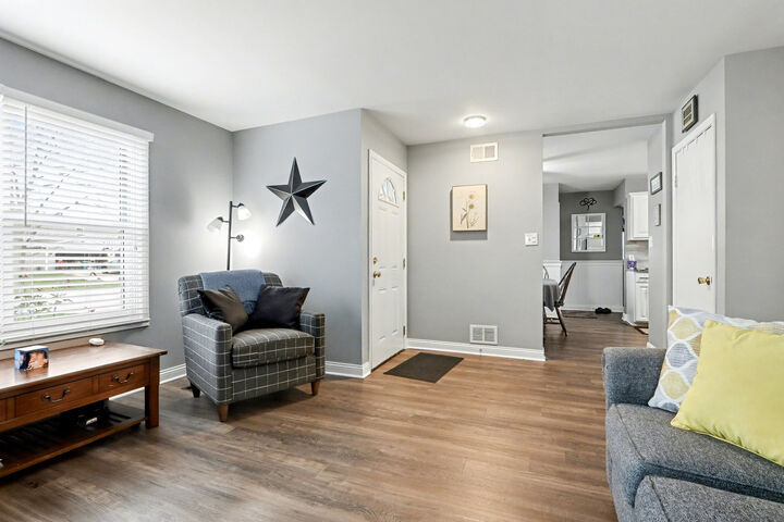 Property Photo:  20012 S Rosewood Drive  IL 60423 