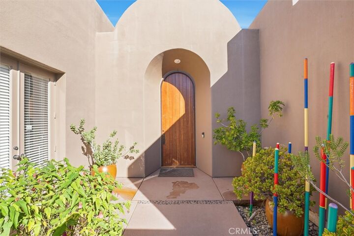 Property Photo:  860 Skyline Drive  CA 93405 