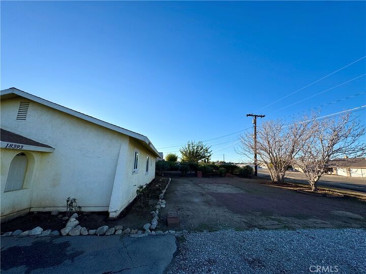 Property Photo: 18393 Catalpa Street CA 92345