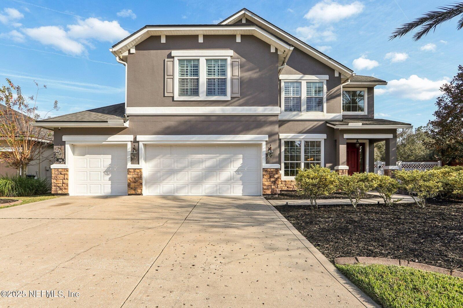 Property Photo:  200 Huntston Way  FL 32259 