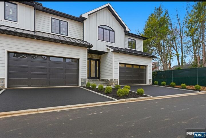 5 Cedar Court  Demarest NJ 07627 photo