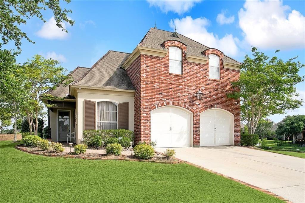 Property Photo: 109 Grand Champions Lane LA 70458