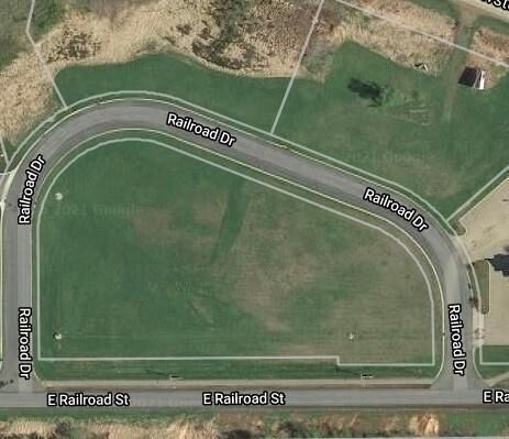 Property Photo: 625 Railroad Drive MN 55368