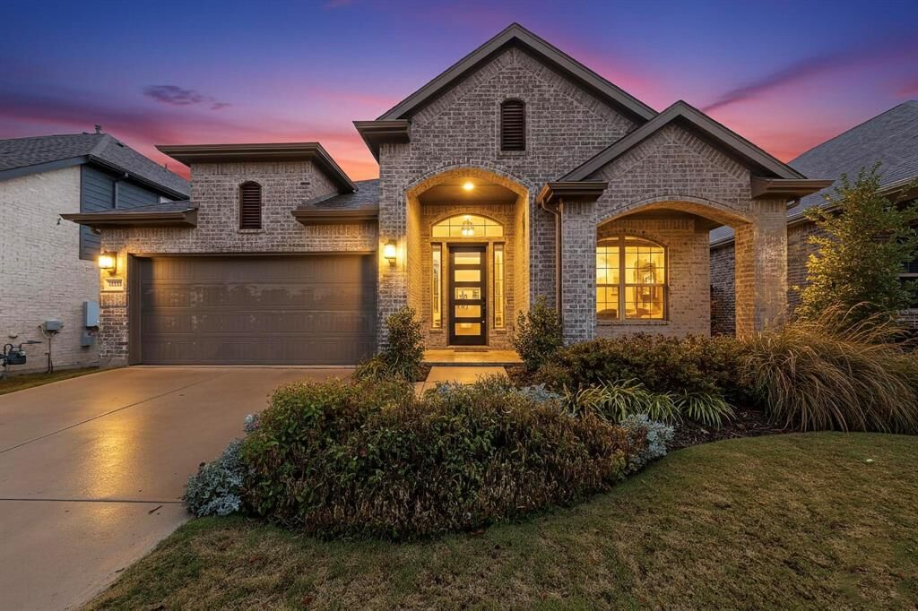 Property Photo:  5405 Troupe Road  TX 75071 