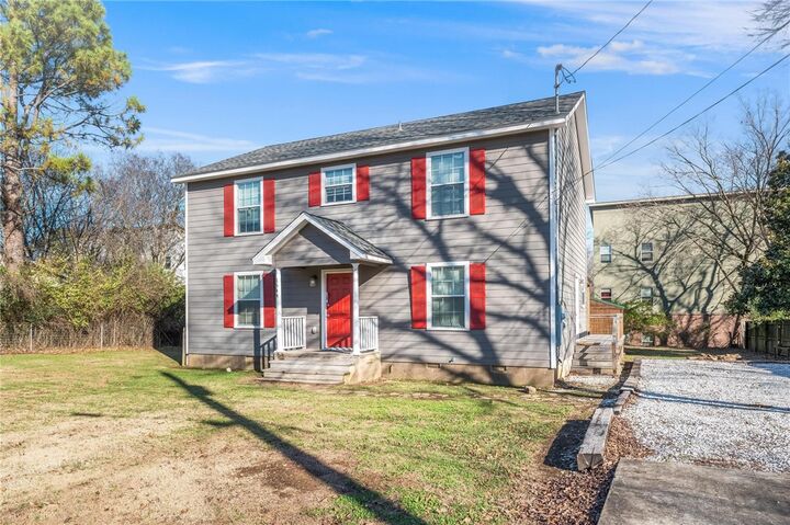 Property Photo: 1544 S Duncan Avenue AR 72701